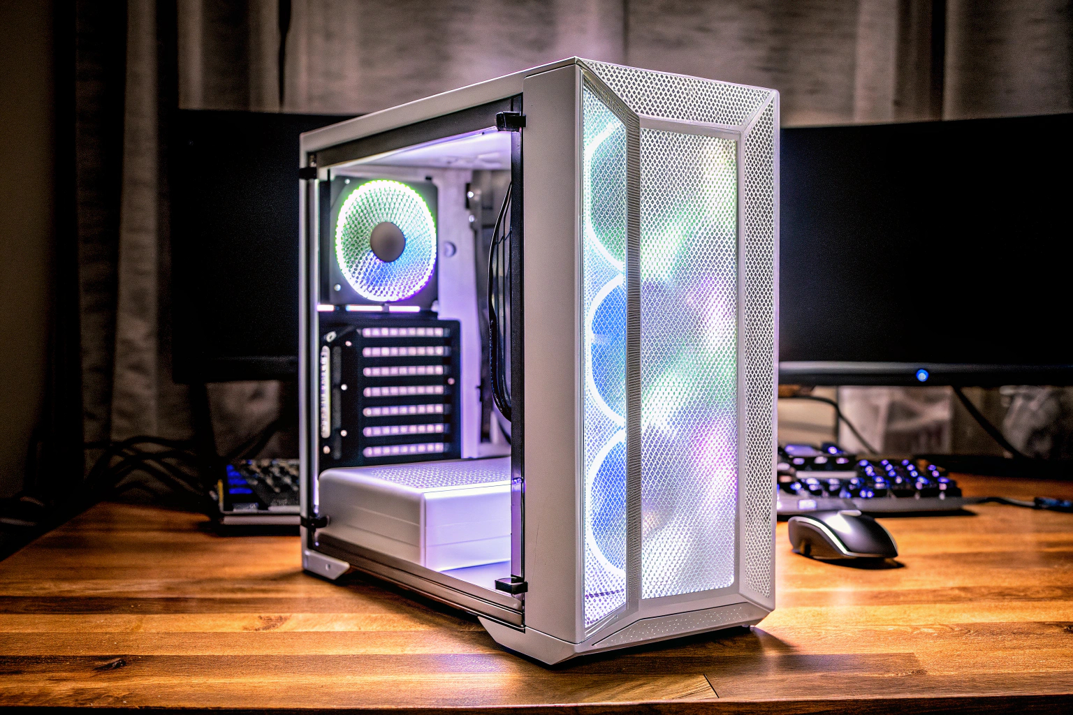 RGB beleuchteter Gaming-PC